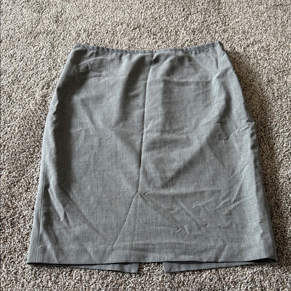 The Limited Dresses & Skirts - The Limited Gray Pencil Skirt Knee Length Work Office Size 6